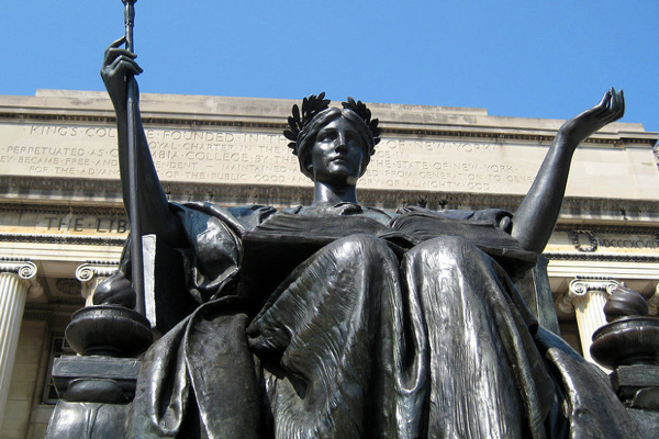 Kolombiya Üniversitesi: Öğrenciler kendi notlarını kendileri verebilsin