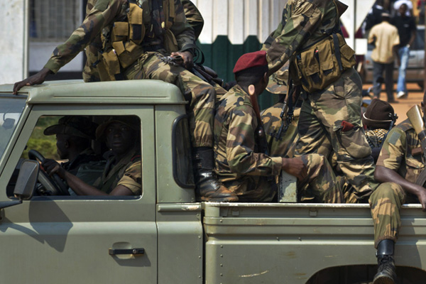 Demokratik Kongo Cumhuriyeti: 11 Güney Afrika barış gücü askeri tacizden suçlu