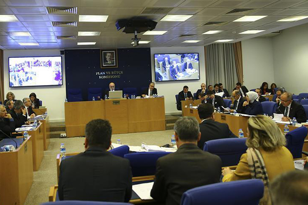 Ekonomi alanında düzenlemeler içeren teklif komisyonda