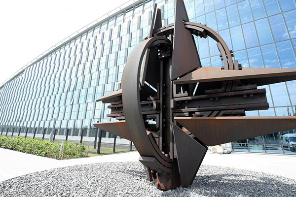 'INF Anlaşması'nı korumak artık Rusya'ya düşüyor'