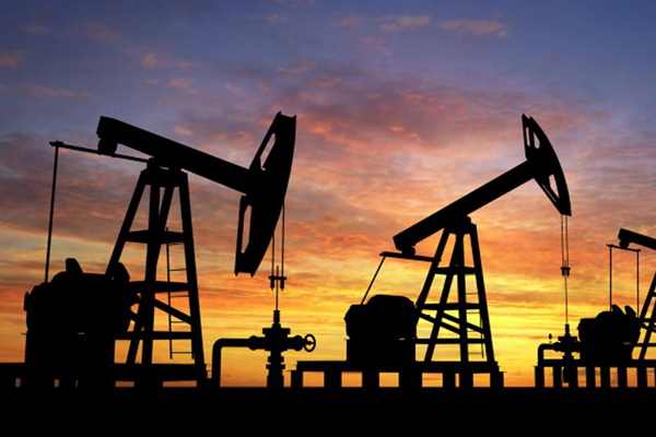 Dünyanın gözü Venezuela ve İran'da