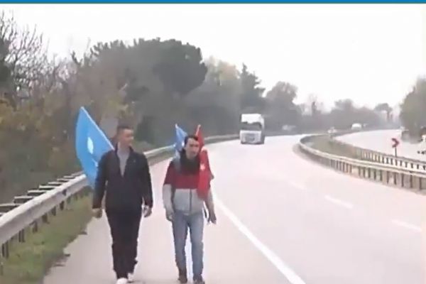 Çin zulmünü duyurmak için Doğu Türkistan'dan, Türkiye'ye yürüyorlar