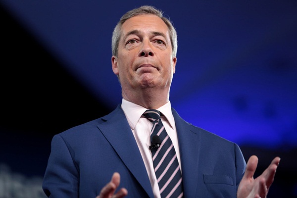 İngiltere UKIP Partisi lideri Farage, İslam karşıtı saplantılı politikaları reddetti
