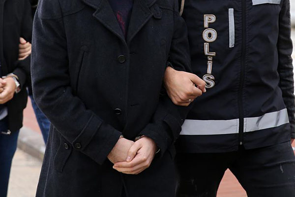 41 eski Hava Kuvvetleri Komutanlığı personeli gözaltında