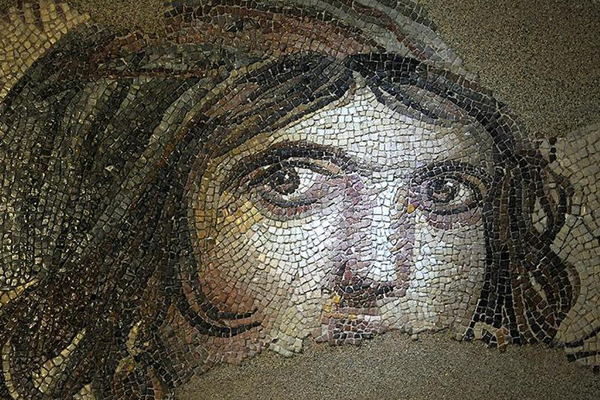 'Çingene Kızı' Amerika'dan ait olduğu yere Türkiye'ye getirildi