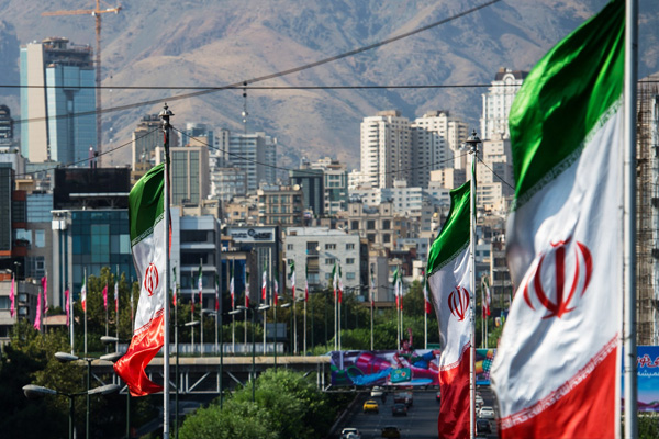 ‘İran'da milletvekillerinin yarısı rejimin yıkılmasını istiyor’