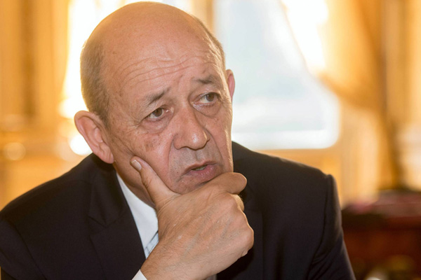 Fransa'dan Trump'a sert cevap: Siyasetimize burnunu sokma