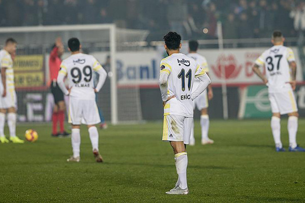 Fenerbahçe küme düşme hattında