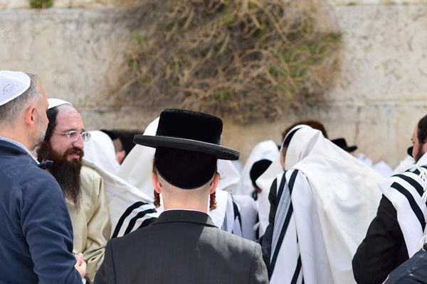 Batı Şeria'da silahlı saldırı: 6 İsrailli yaralandı