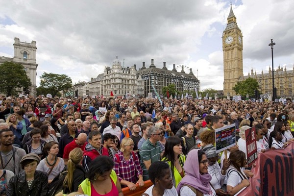 İngiltere'de göçmenlere nefret söyleminde artış