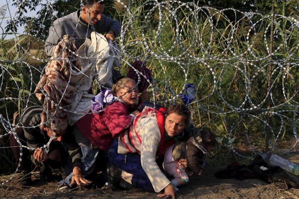 BM Cezayir'e, Afrika göçmenlerinin sınırdışı edilmelerini derhal durdurma çağrısında bulundu