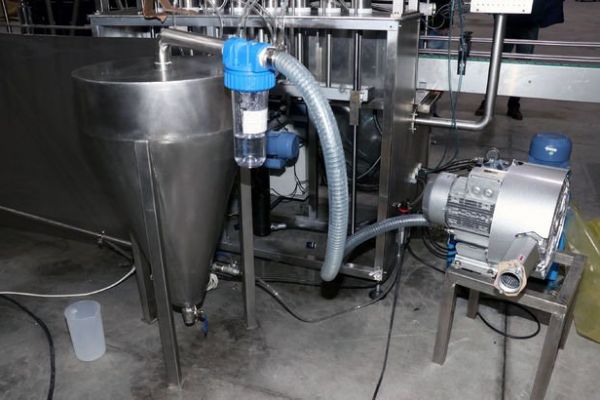 Sirke fabrikası görünümlü ölüm imalathanesi