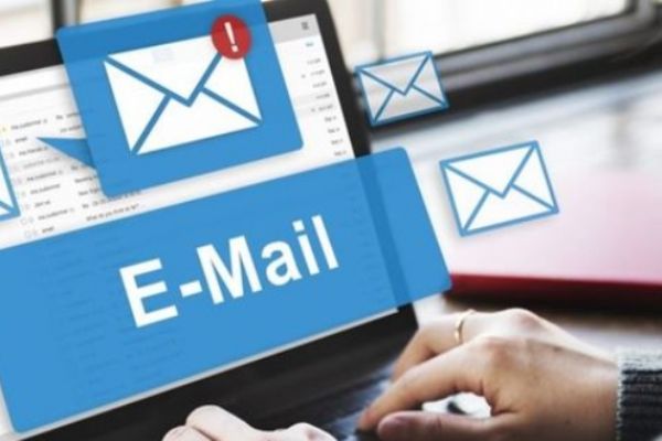 Kullanıcılar sahte e-mail'leri fark edemiyor