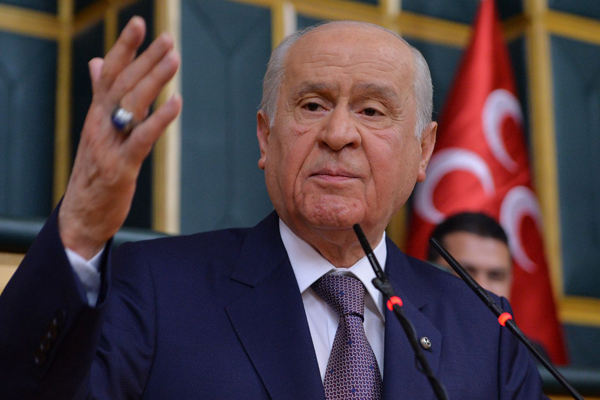 Bahçeli'den sert sarı yelekliler açıklaması