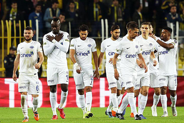 Kasımpaşa tüm futbolcularıyla anlaştı