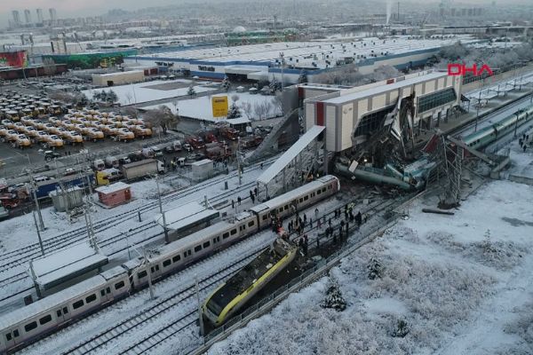 Ankara-Konya seferini yapan yüksek hızlı tren kaza yaptı