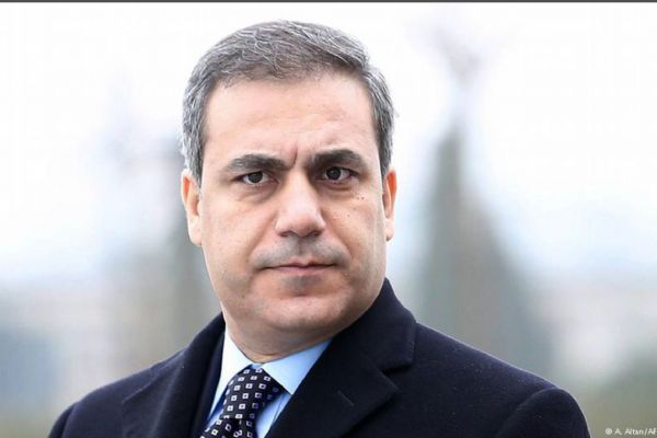 Karamollaoğlu'ndan flaş Hakan Fidan açıklaması