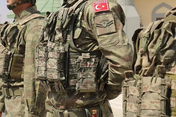 Hakkari'de yıldırım düştü: 6 asker yaralı