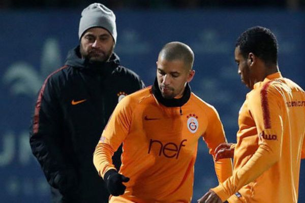 Galatasaray kampa girdi