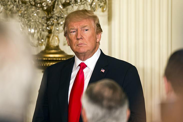 Trump özel kalem müdürlüğüne vekaleten atama yapacak