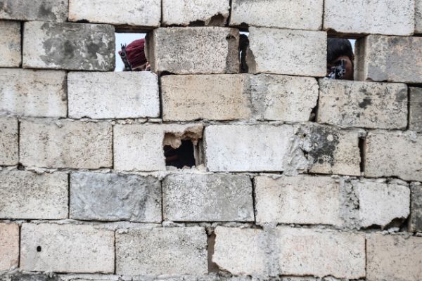 Rueters: 15 bin savaşçı Türkiye'den emir bekliyor