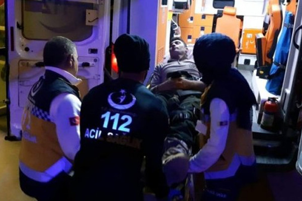 Siirt'te operasyona giden 10 asker yaralandı