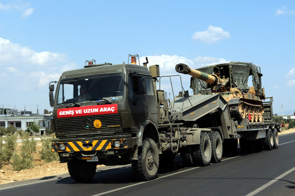 Suriye sınırına askeri sevkiyat