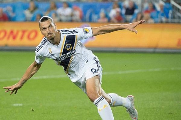 İbrahimovic transfer için kararını verdi