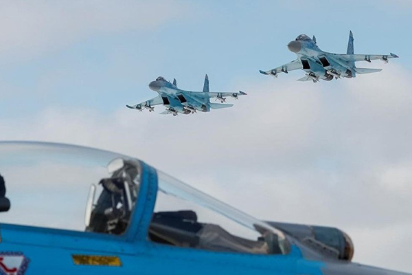 Ukrayna’da düşen Su-27 savaş uçağının görüntüleri yayınlandı
