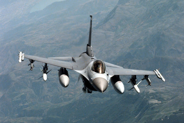 Yunanistan: Türk savaş uçakları hava sahamızı ihlal etti