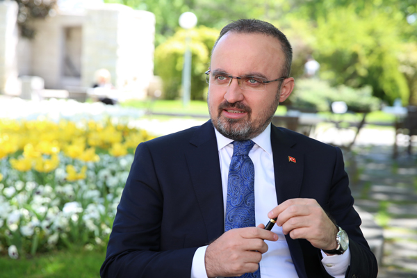 Bülent Turan: İlk fırsatta CHP'yi de satar