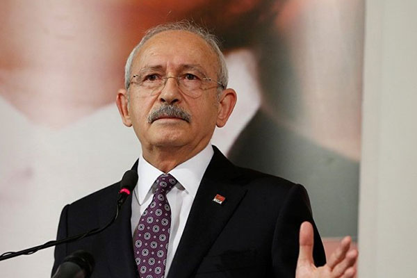 ‘Ben zaten sokaktayım, sen 3 bin kişilik ordun olmadan sokağa çıkamıyorsun’