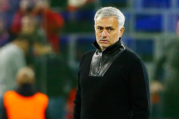 Manchester United'da Mourinho dönemi sona erdi