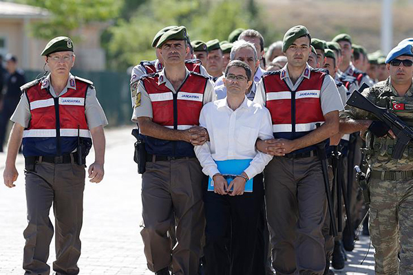 Darbeci Batmaz'dan jandarma komutanına duruşmada tehdit