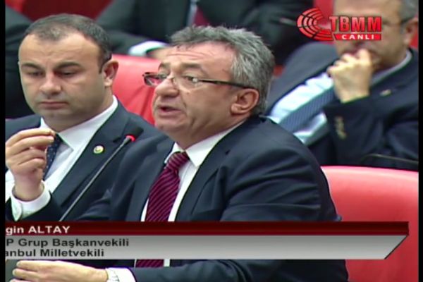 Mecliste, asimilasyon tartışması