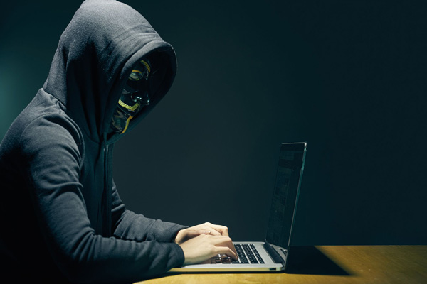 ABD'den iki Çin vatandaşına 'hacker'lık suçlaması