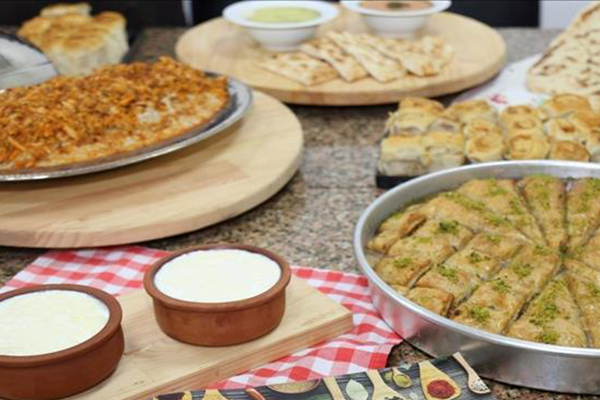 Asırlık yemekler 'sarayın kileri'nde öğretiliyor