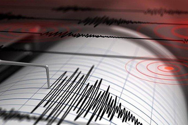 Antalya'da deprem