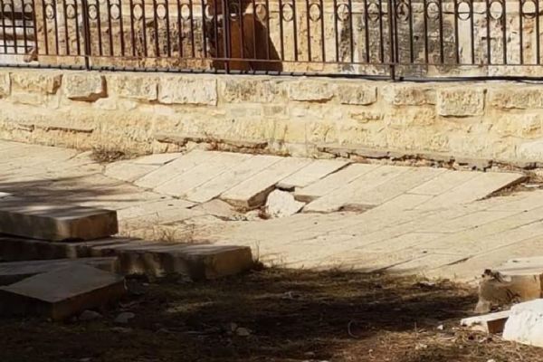 Mescid-i Aksa'da çökmeler oluyor