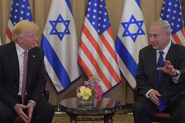 Netanyahu Trump'ı vazgeçirmeye çalışmış