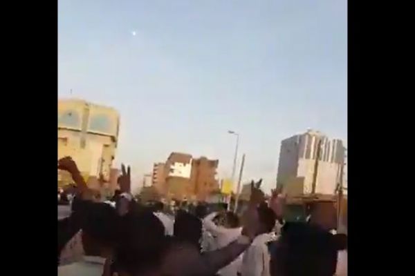 Sudan halkı, ekonomini kötü gidişatını protesto etti