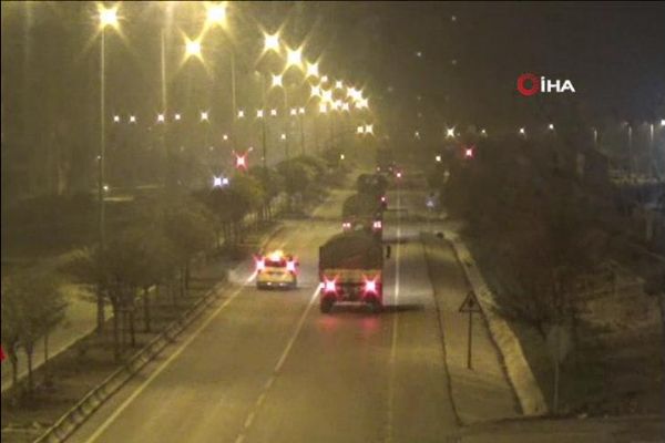 Suriye sınırına askeri sevkiyat devam ediyor