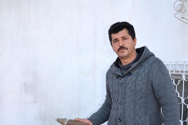 Balığa giden şahıs sahilde top mermisi buldu