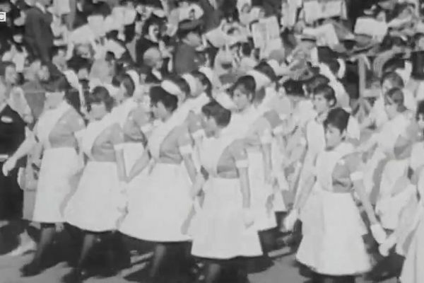 1966'da Ege'de kasaba hayatı