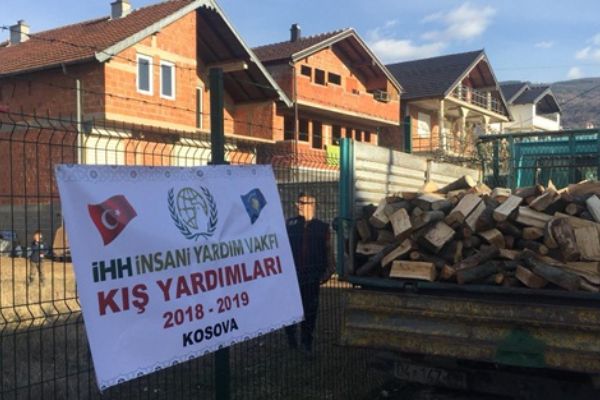 İHH'dan Balkanlar'da 1500 aileye kış yardımı