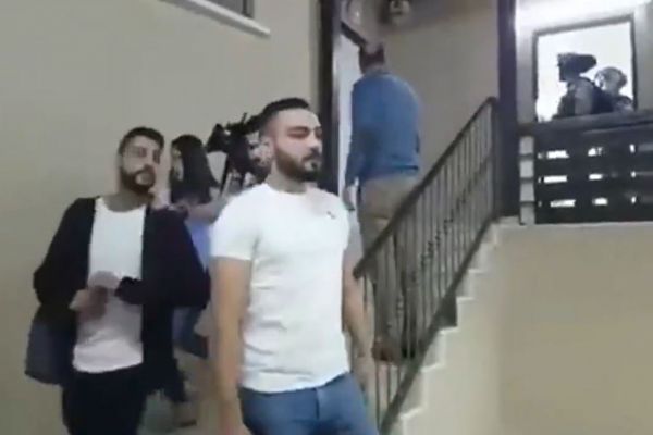 İsrail işgal güçlerinden vahşice saldırı