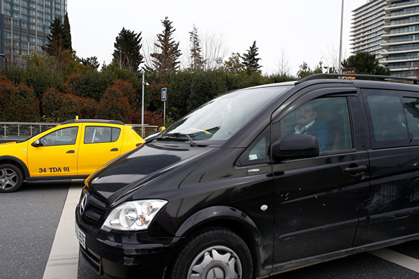 Uber tüm sürücülerini sigortalattı