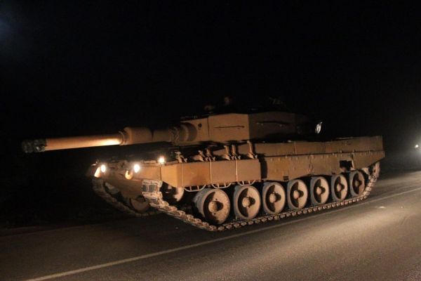 Esed rejimi güçleri Münbiç Arimah bölgesine askeri sevkiyatlarını artırdı.