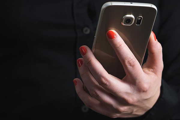 Ürün takip sistemi cebe girdi