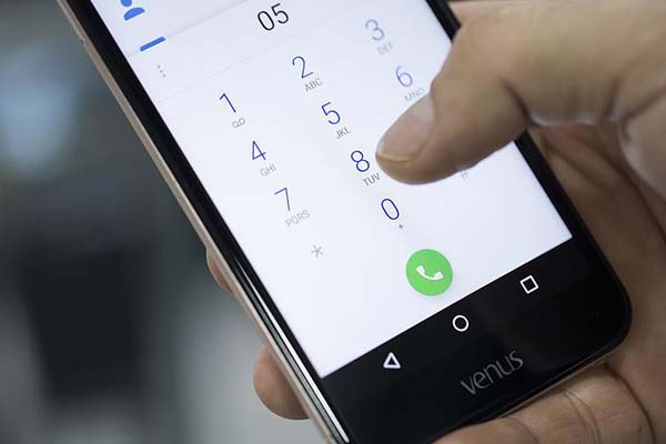 Haberleşmeye aile başına 2 bin 878 TL lira harcıyoruz